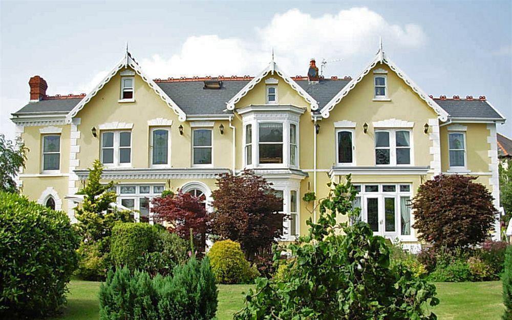 Llwyn Country House Лланеллі Екстер'єр фото